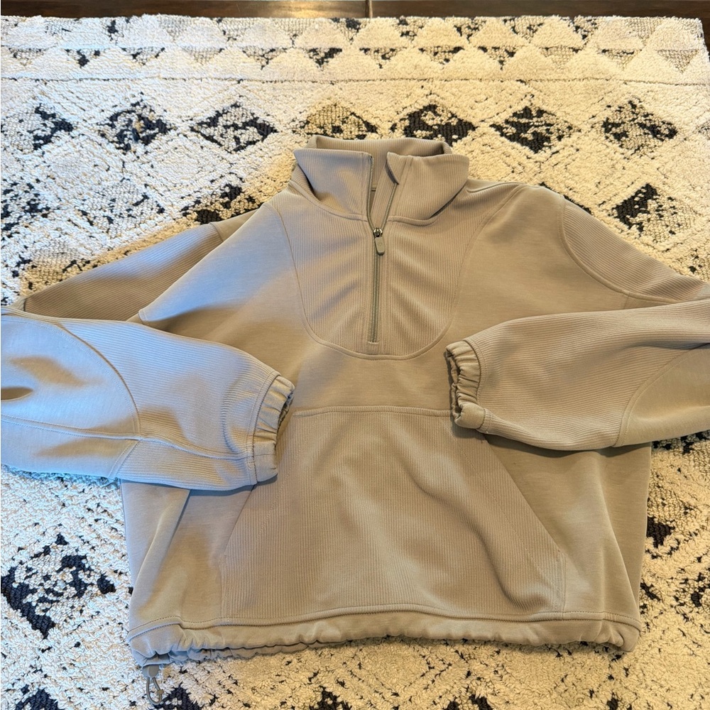 Lululemon softstreme riverstone 8